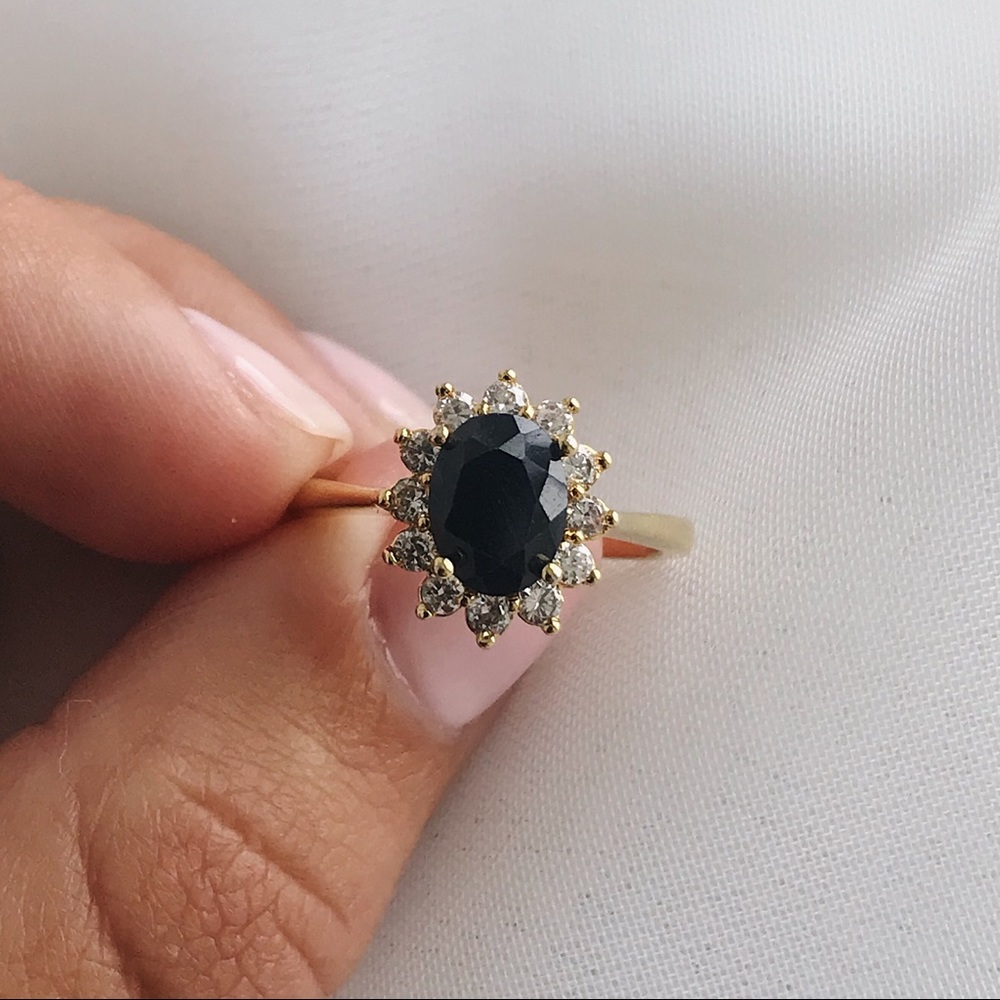 Black Stone Oval Ring with Halo Size 7 - Picture 12 of 14